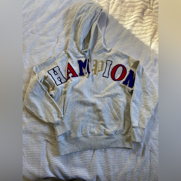 Champion Other - Vintage Champion Hoodie Medium Gray Reverse
Weave Old English Patch Sweatshirt